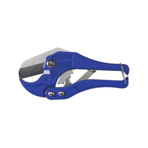 Ratcheting PVC pipe cutter